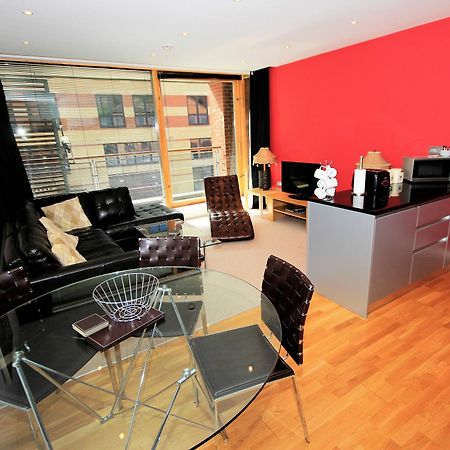 Quayside Lofts Hotel นิวคาสเซิล อะพอน ไทน์ ภายนอก รูปภาพ